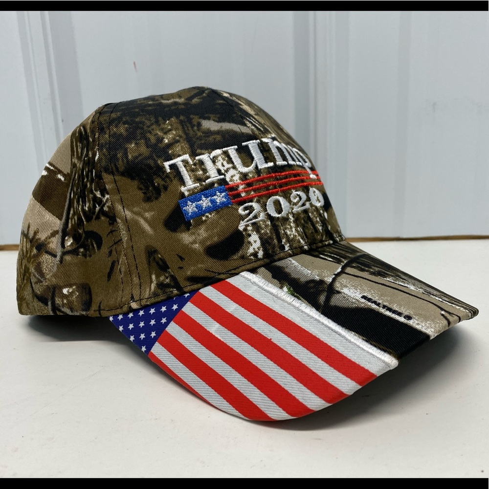 Trump 2020 Hat ( Adjustable)